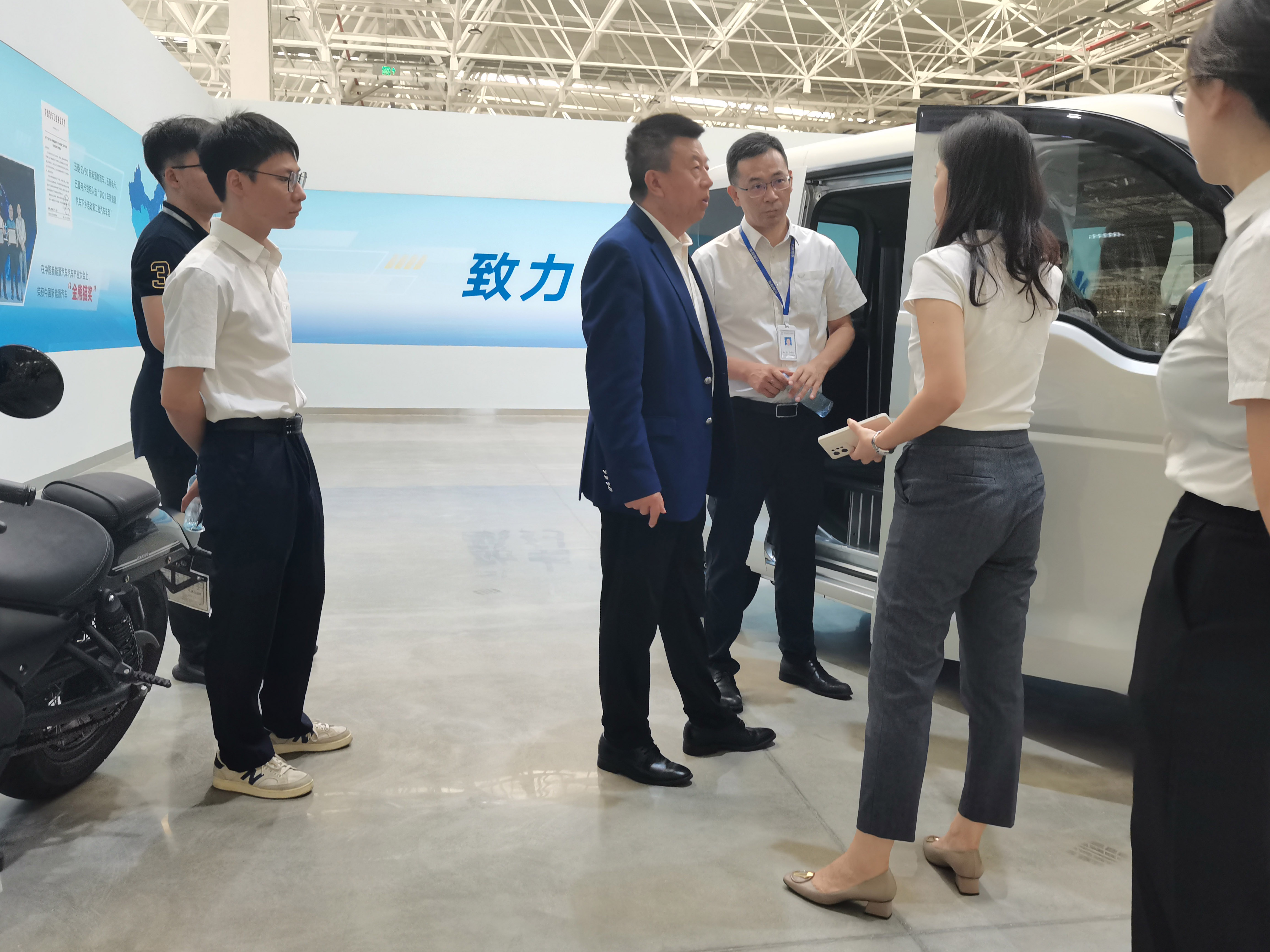 CODA visited Liuzhou Wuling New Energy Vehicle Co.
