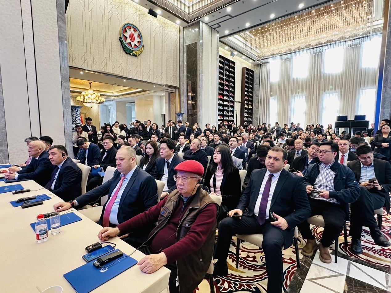 阿塞拜疆阿拉特自由经济区投资推介会在京举行