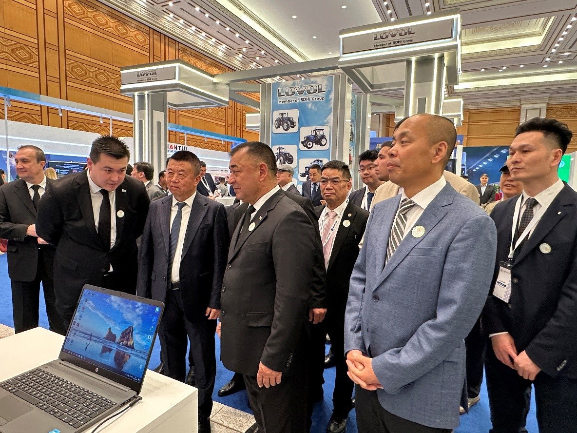 落实元首共识，共绘合作新篇：首届中国-土库曼斯坦投资与贸易洽谈会在阿什哈巴德盛大开幕